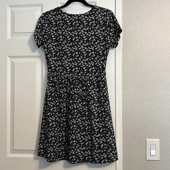 Spring floral🌸🌸🌿 - Picture 4 of 4